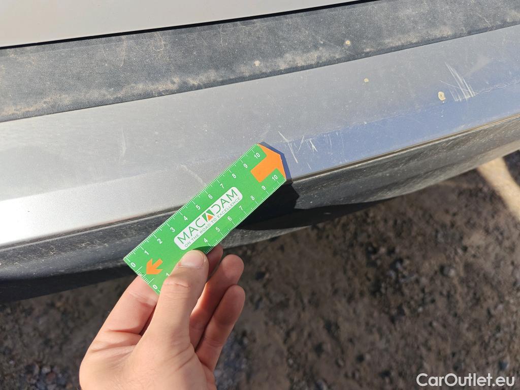  Peugeot  2008  Allure Pack 1.5 HDi 110CV MT6 E6d #32