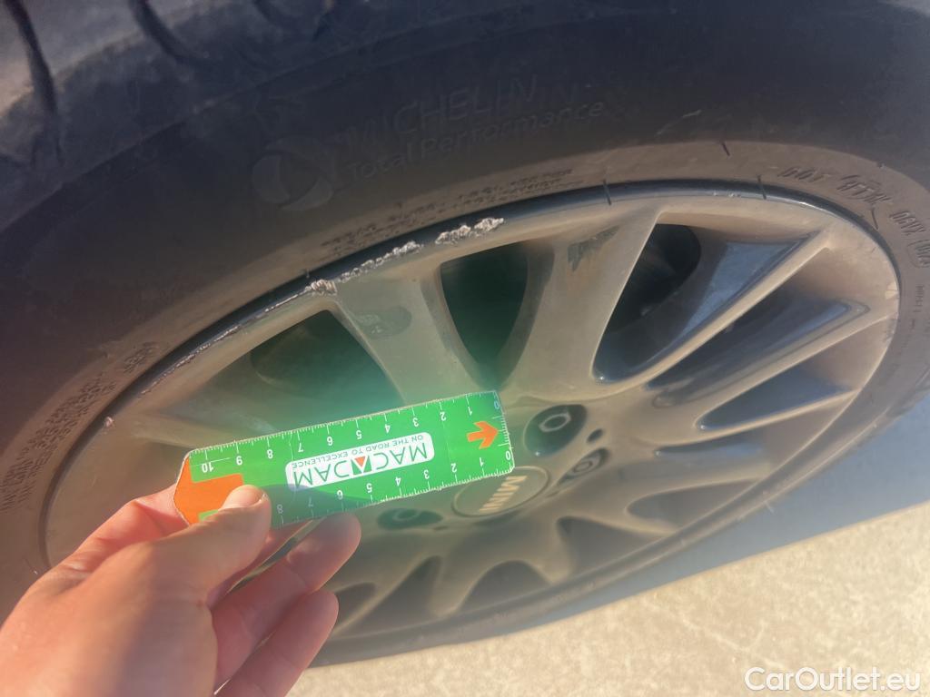  Mini  Cooper MINI MINI / 2014 / 5P / berlina con portón ONE 5 PUERTAS (CX) #15