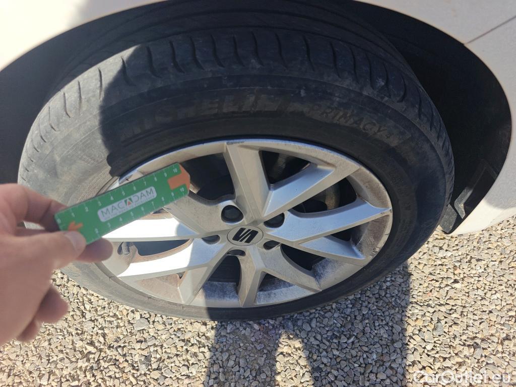  Seat  Leon SEAT Nuevo León / 2020 / 5P / familiar SP 1.5 TSI 96kW S&S Style Go(SP) #26