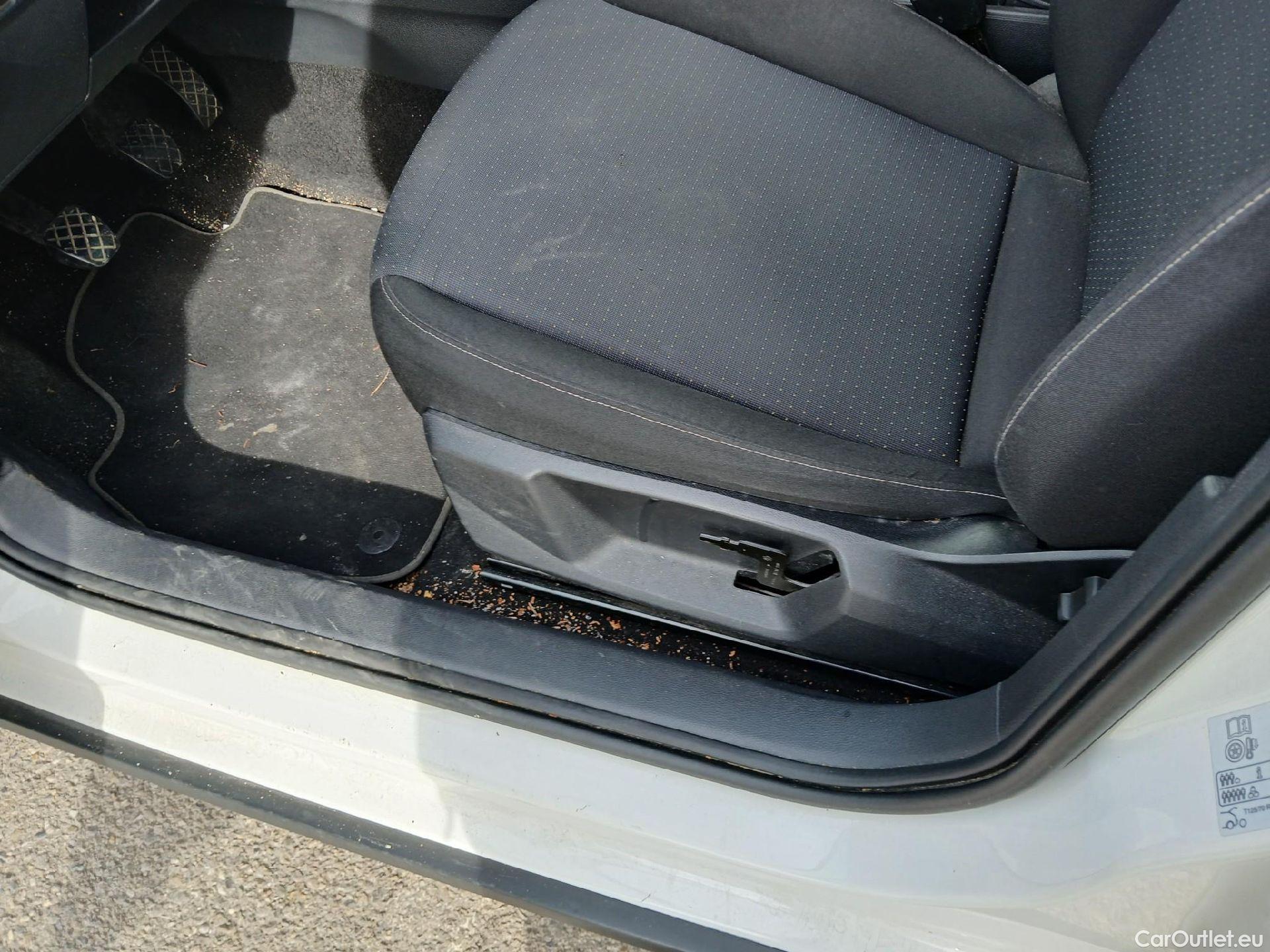  Seat  Arona SEAT  / 2017 / 5P / todoterreno 1.0 TSI 81kW (110CV) Style Plus (AC) #13