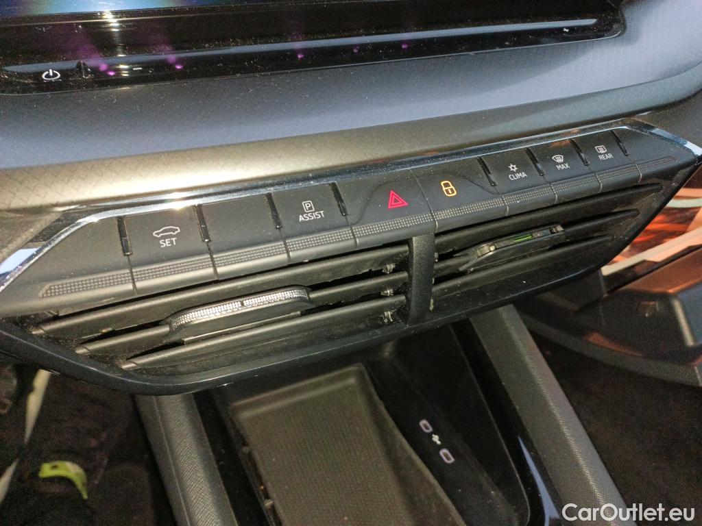  Skoda  Octavia SKODA  / 2020 / 5P / berlina con portón 2.0 TDI 110kW (150CV) Manual Ambition #3