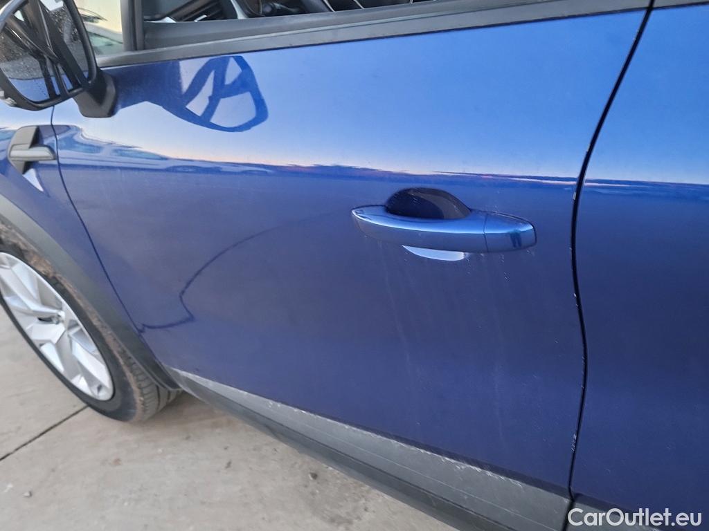  Renault  Captur RENAULT  / 2020 / 5P / todoterreno Intens TCe 90 #1