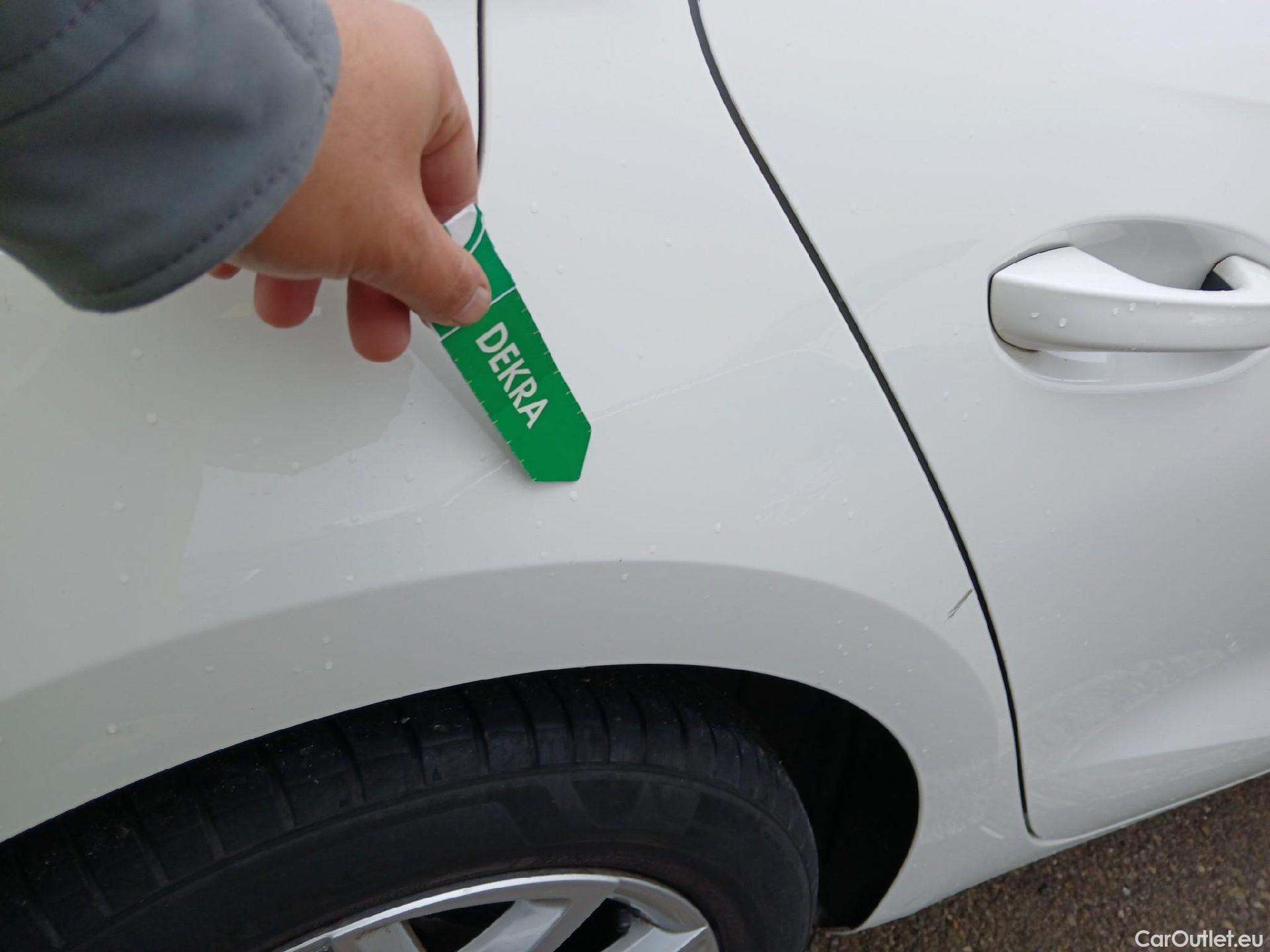  Land Rover  Discovery SEAT Nuevo León / 2020 / 5P / berlina con portón 1.5 TSI 96kW S&S Style Go(SP) #32