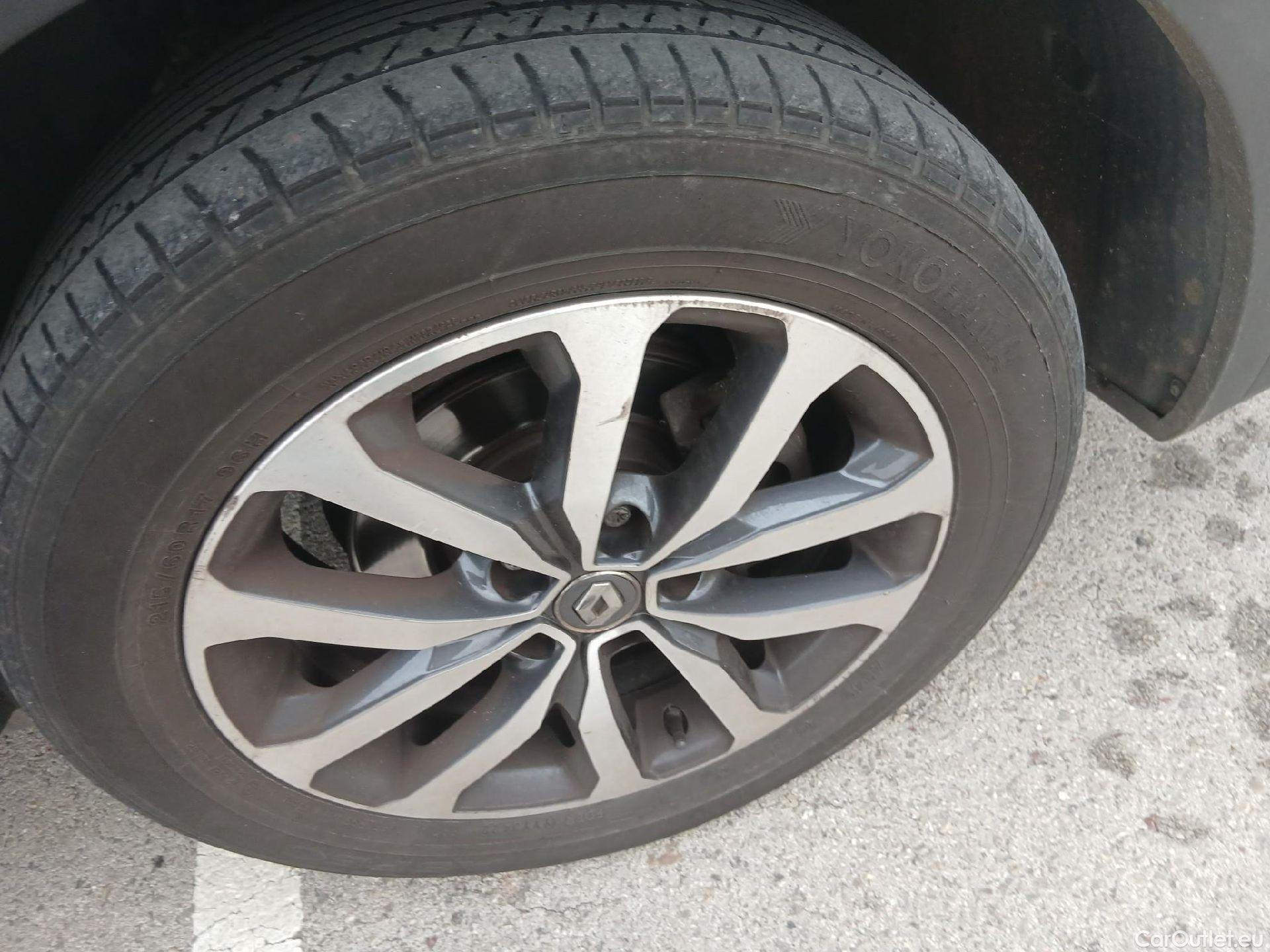  Renault  Kadjar RENAULT  / 2019 / 5P / crossover Zen Blue dCi 85kW (115CV) #22