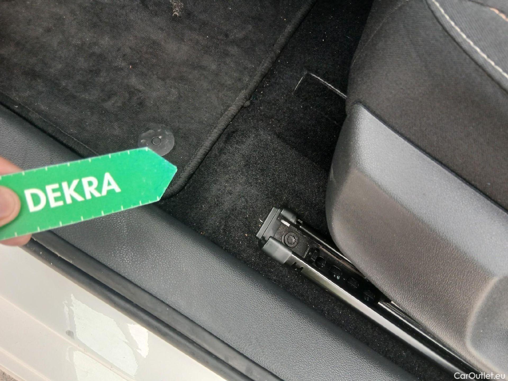  Skoda  KAMIQ SKODA  1.0 TSI 81kW (110CV) DSG Ambition (CX) #1