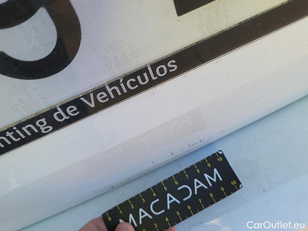  Peugeot  308 PEUGEOT  / 2017 / 5P / familiar SW Active Pack BlueHDi 130 S&S (AC2) #4