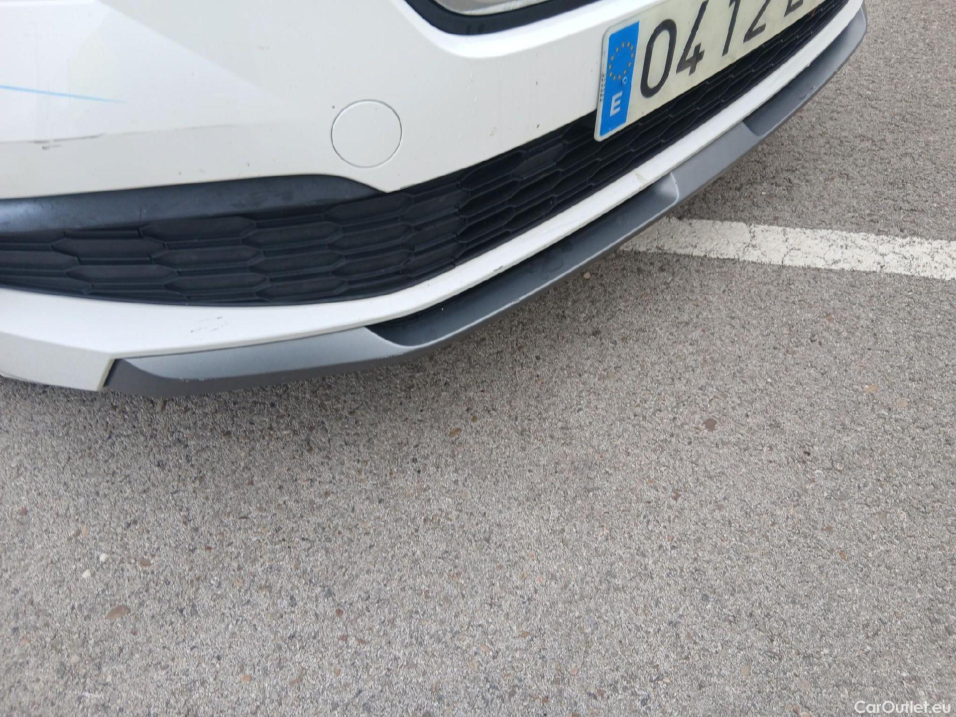  Skoda  KAMIQ SKODA  1.0 TSI 81kW (110CV) DSG Ambition (CX) #6