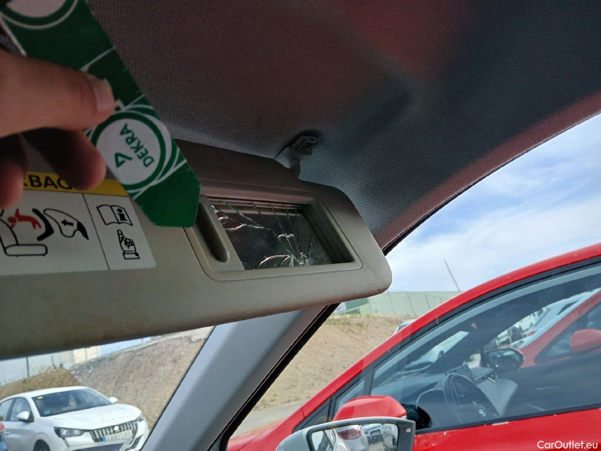  Seat  Arona SEAT  / 2017 / 5P / todoterreno 1.0 TSI 81kW (110CV) Style Plus (AC) #2