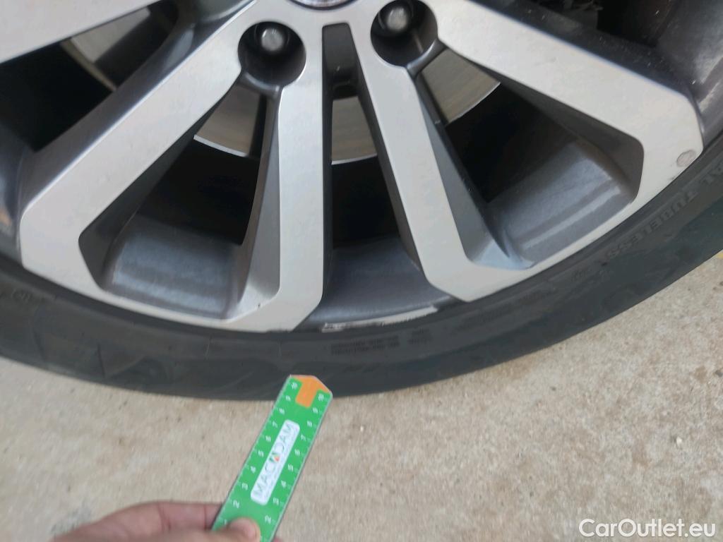  Renault  Koleos RENAULT  / 2019 / 5P / todoterreno Zen Blue dCi 135kW (185CV) X-Tronic #2