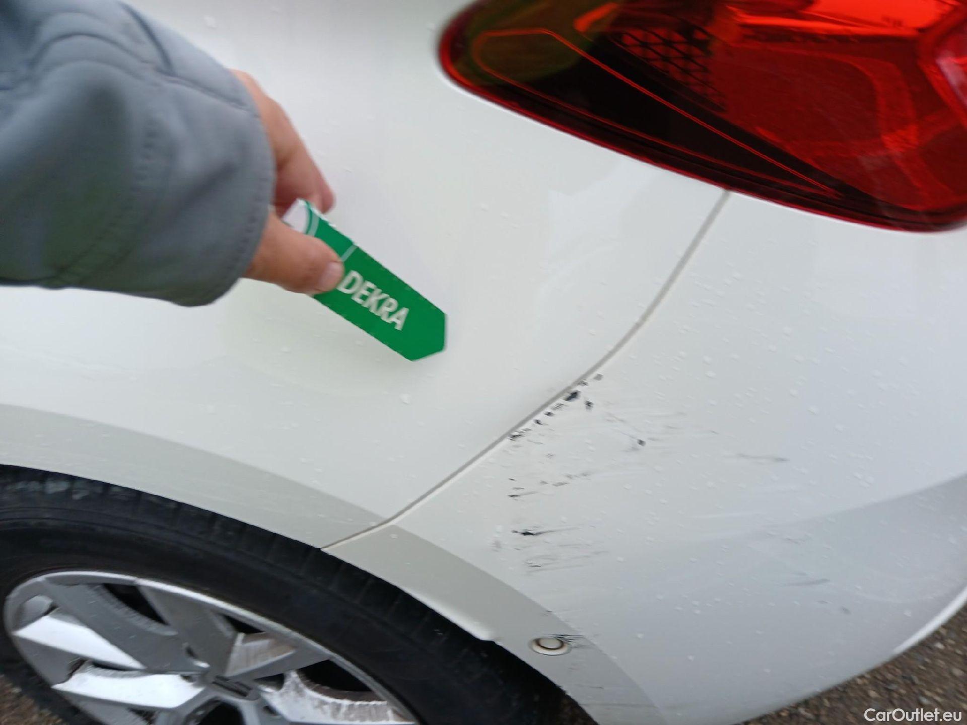  Land Rover  Discovery SEAT Nuevo León / 2020 / 5P / berlina con portón 1.5 TSI 96kW S&S Style Go(SP) #25