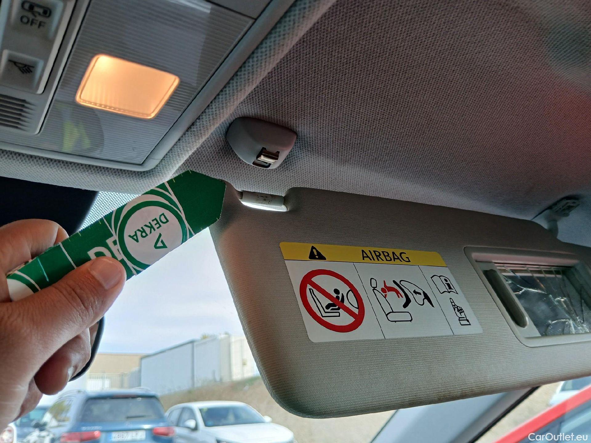  Seat  Arona SEAT  / 2017 / 5P / todoterreno 1.0 TSI 81kW (110CV) Style Plus (AC) #3