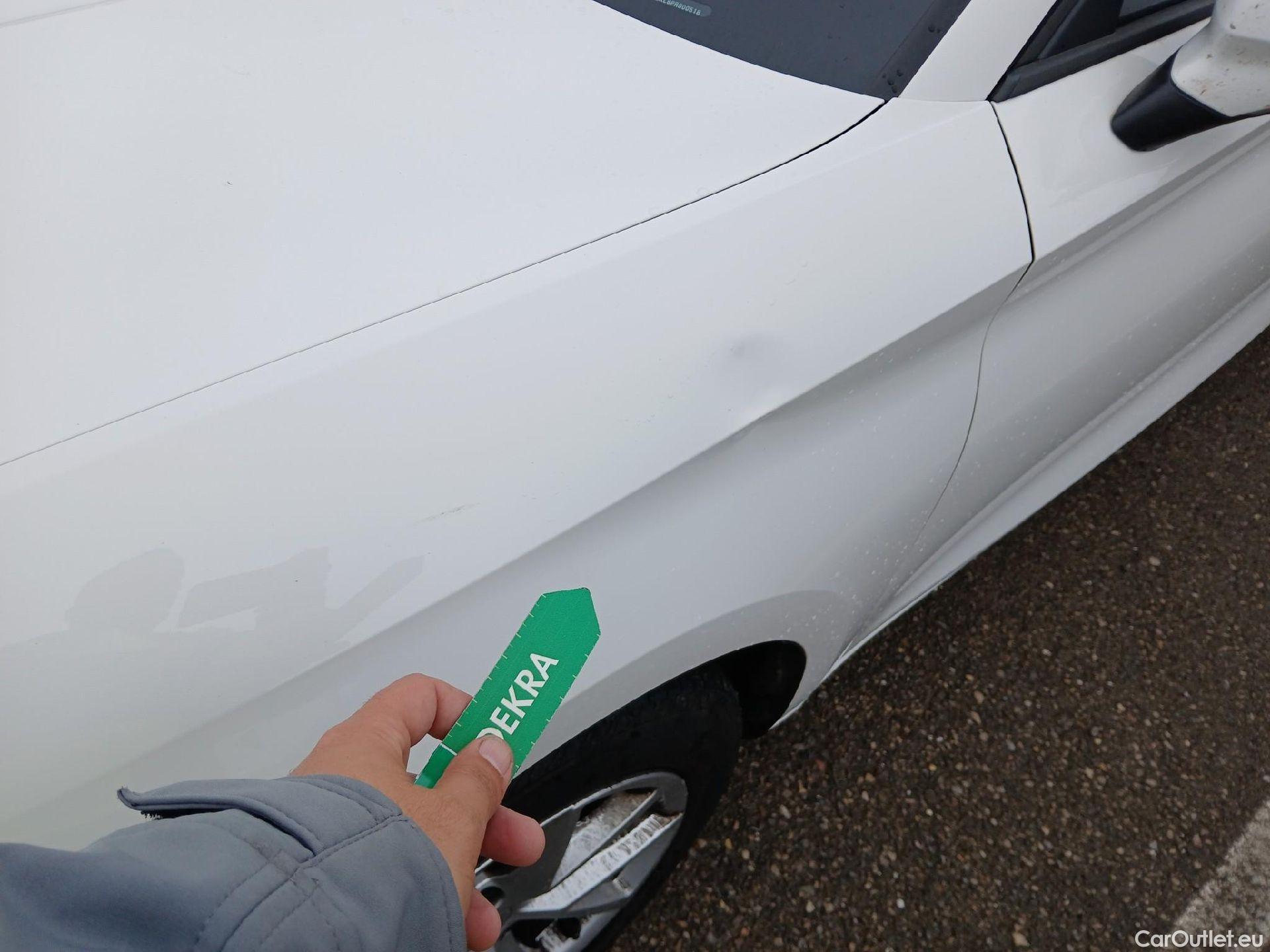  Land Rover  Discovery SEAT Nuevo León / 2020 / 5P / berlina con portón 1.5 TSI 96kW S&S Style Go(SP) #14