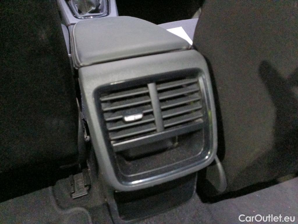  Skoda  Octavia SKODA  / 2020 / 5P / berlina con portón 2.0 TDI 110kW (150CV) Manual Ambition #1