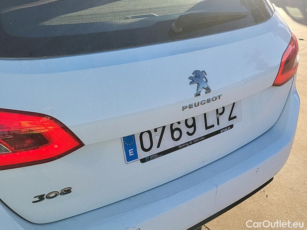  Peugeot  308 PEUGEOT  / 2017 / 5P / familiar SW Active Pack BlueHDi 130 S&S (AC2) #3