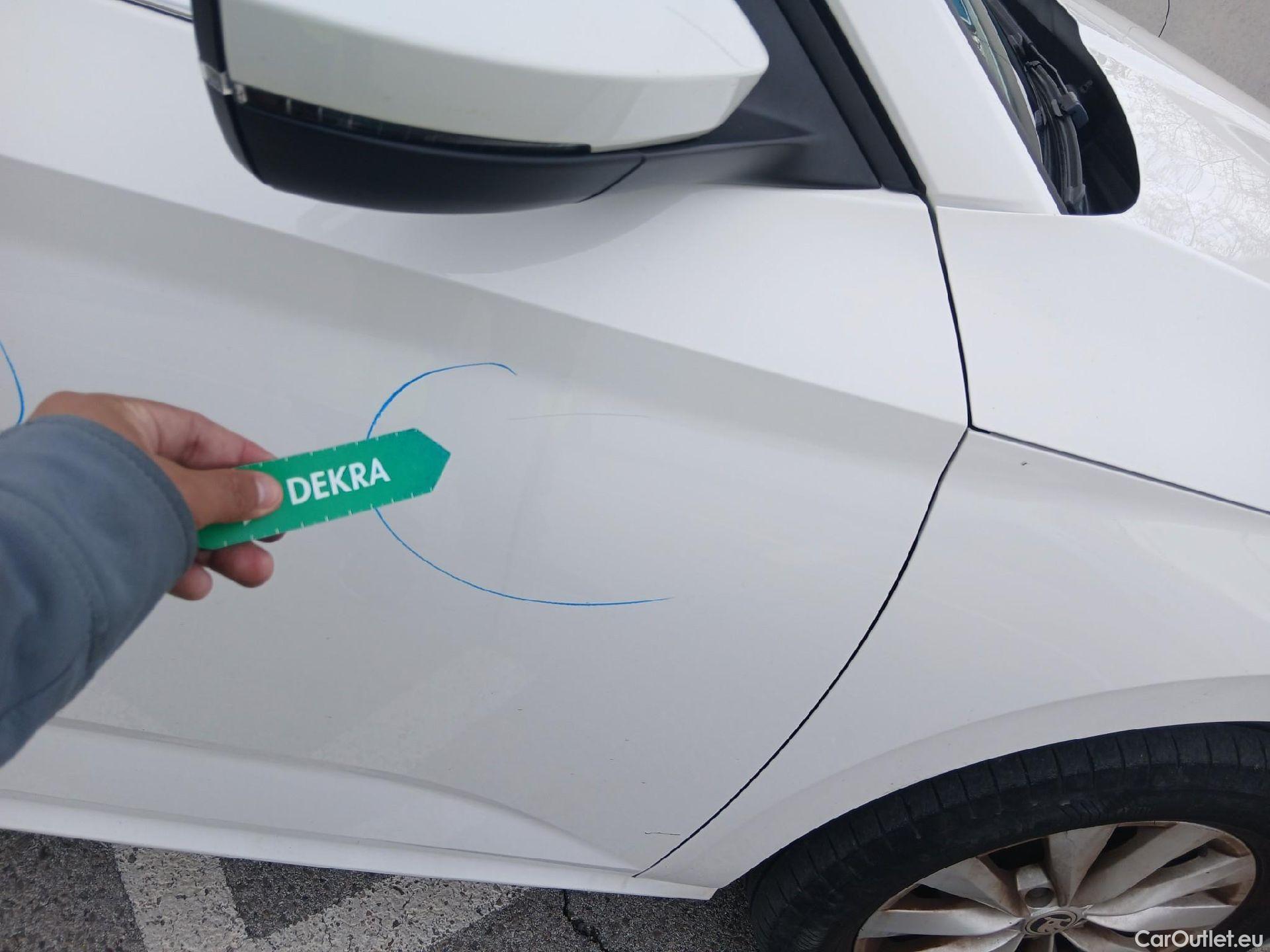  Skoda  KAMIQ SKODA  1.0 TSI 81kW (110CV) DSG Ambition (CX) #15