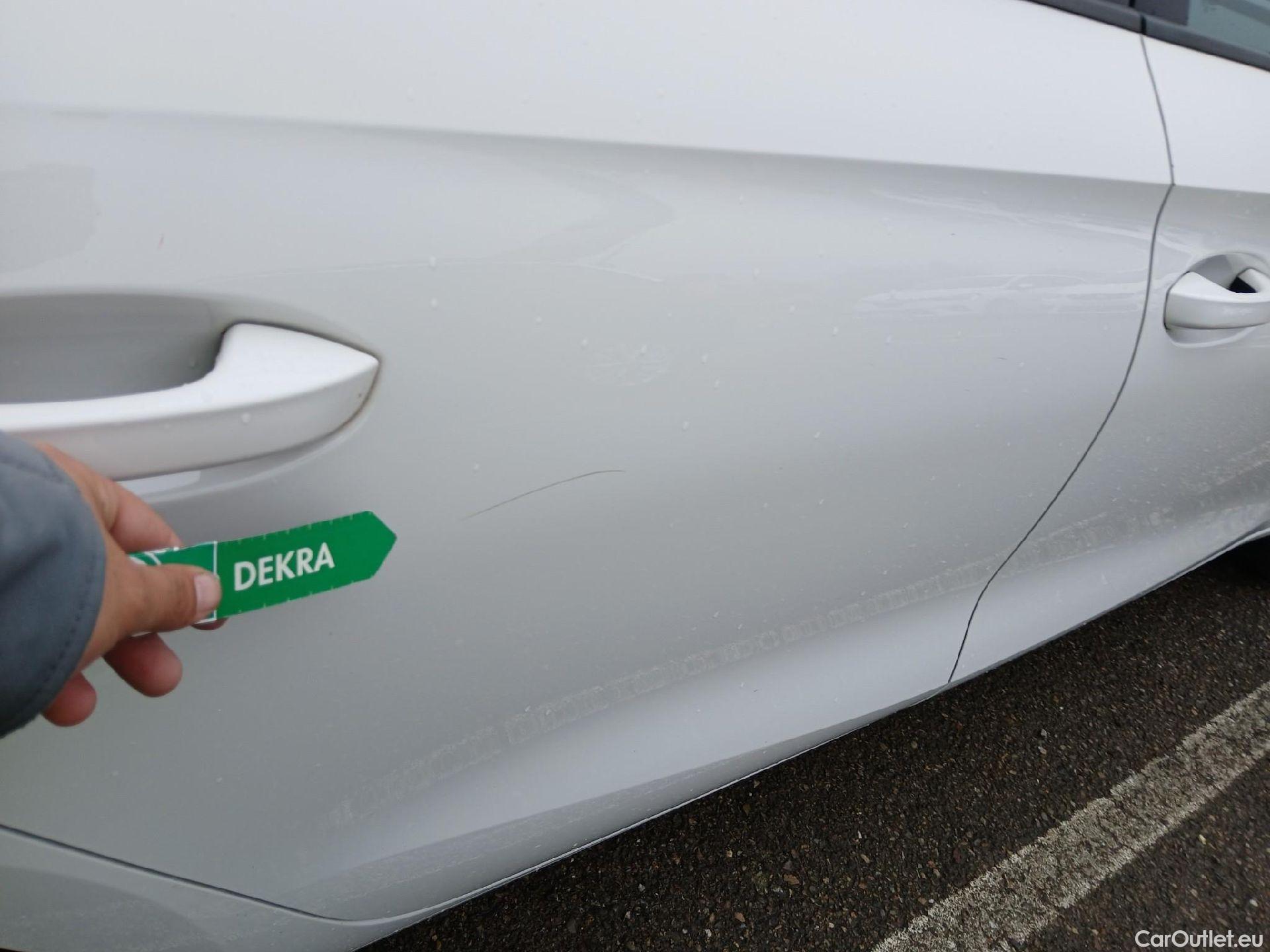  Land Rover  Discovery SEAT Nuevo León / 2020 / 5P / berlina con portón 1.5 TSI 96kW S&S Style Go(SP) #33