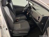  Toyota  Yaris TOYOTA  / 2017 / 5P / berlina con portón 1.5 100H Active #6