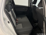  Toyota  Yaris TOYOTA  / 2017 / 5P / berlina con portón 1.5 100H Active #7