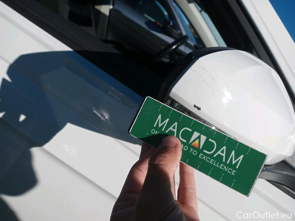  Volkswagen  Polo VOLKSWAGEN  / 2017 / 5P / berlina con portón Advance 1.0 TSI 70kW (95CV) #30