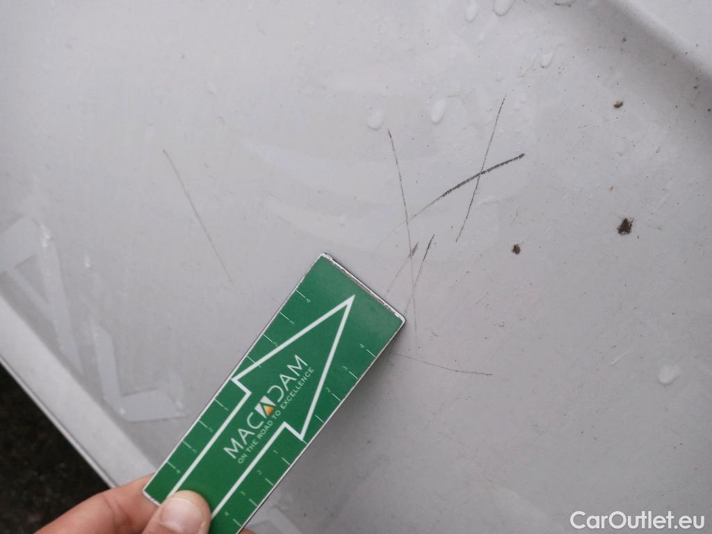  Volkswagen  Polo VOLKSWAGEN  / 2017 / 5P / berlina con portón Advance 1.0 TSI 70kW (95CV) #8