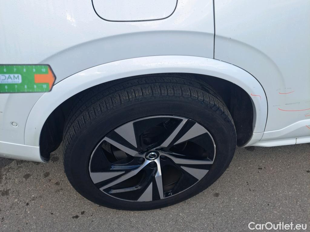  Volvo  XC90 VOLVO  / 2019 / 5P / todoterreno 2.0 T8 AWD Recharge R-Design Auto #19