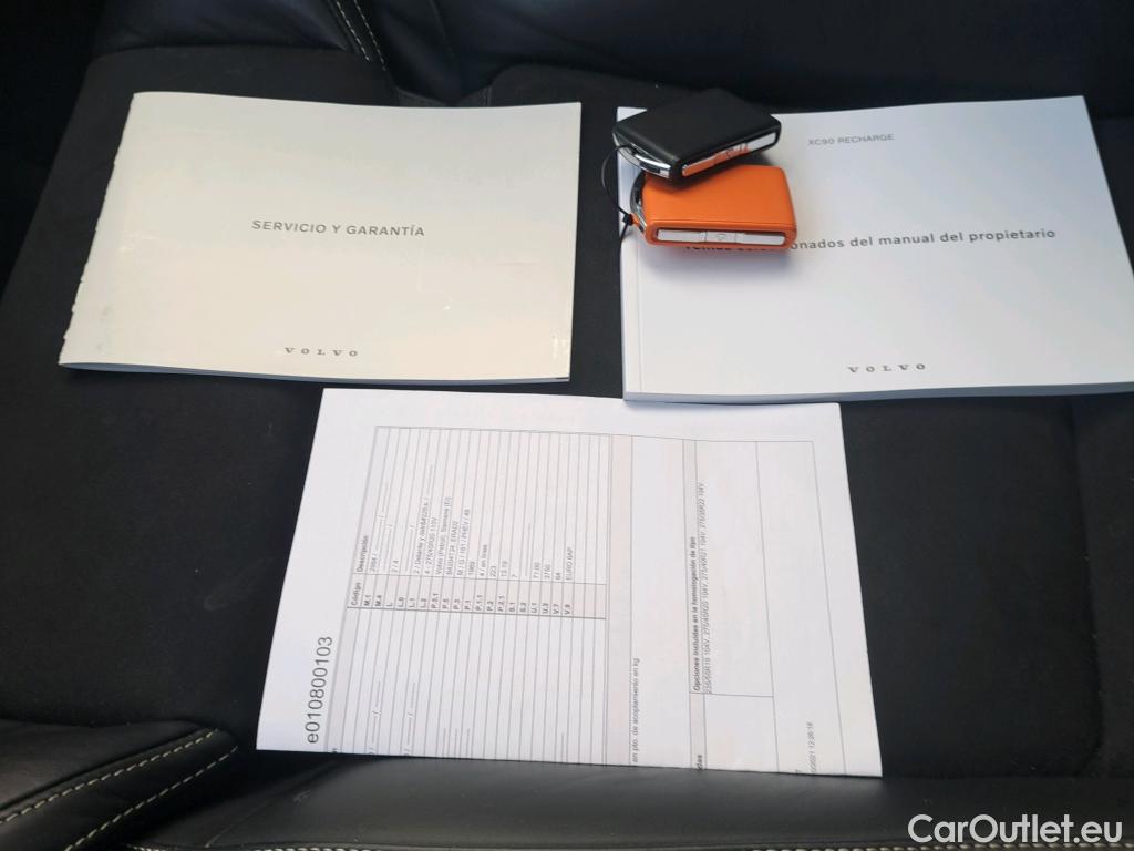  Volvo  XC90 VOLVO  / 2019 / 5P / todoterreno 2.0 T8 AWD Recharge R-Design Auto #5