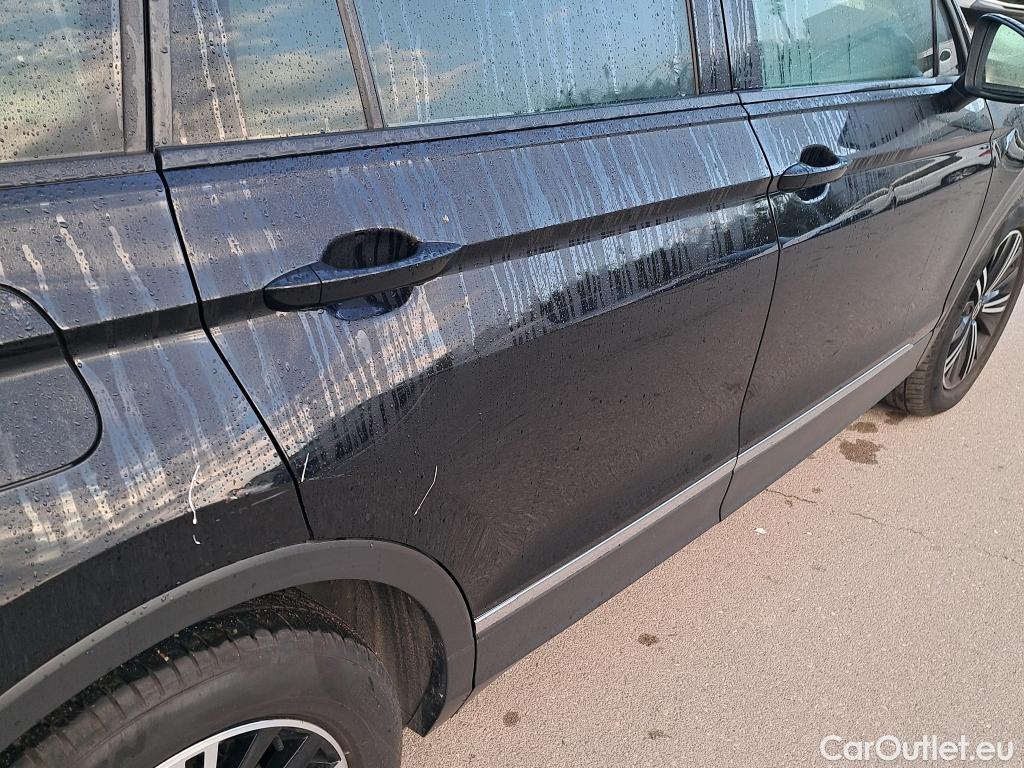  Volkswagen  Tiguan VOLKSWAGEN  / 2020 / 5P / todoterreno Life 2.0 TDI 110kW (150CV) DSG (AC2) #15