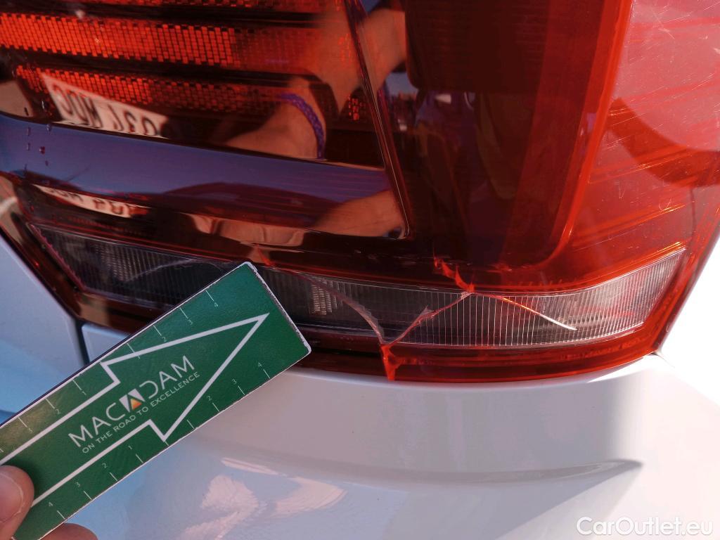  Volkswagen  Polo VOLKSWAGEN  / 2017 / 5P / berlina con portón Advance 1.0 TSI 70kW (95CV) #5