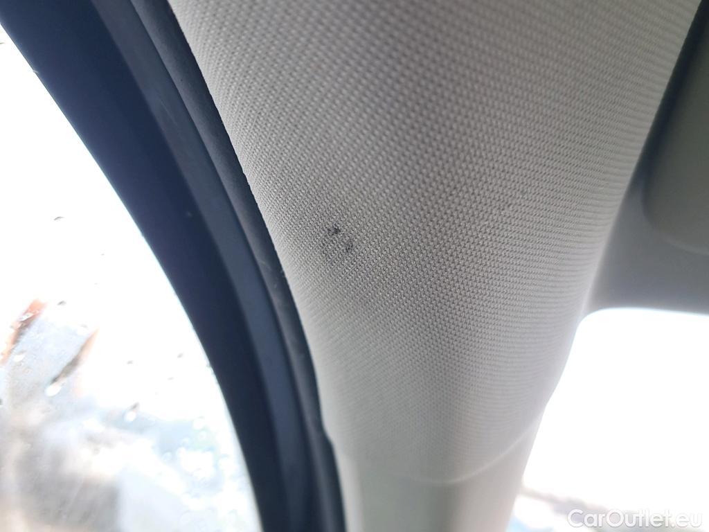  Volkswagen  Tiguan VOLKSWAGEN  / 2020 / 5P / todoterreno Life 2.0 TDI 110kW (150CV) DSG (AC2) #6