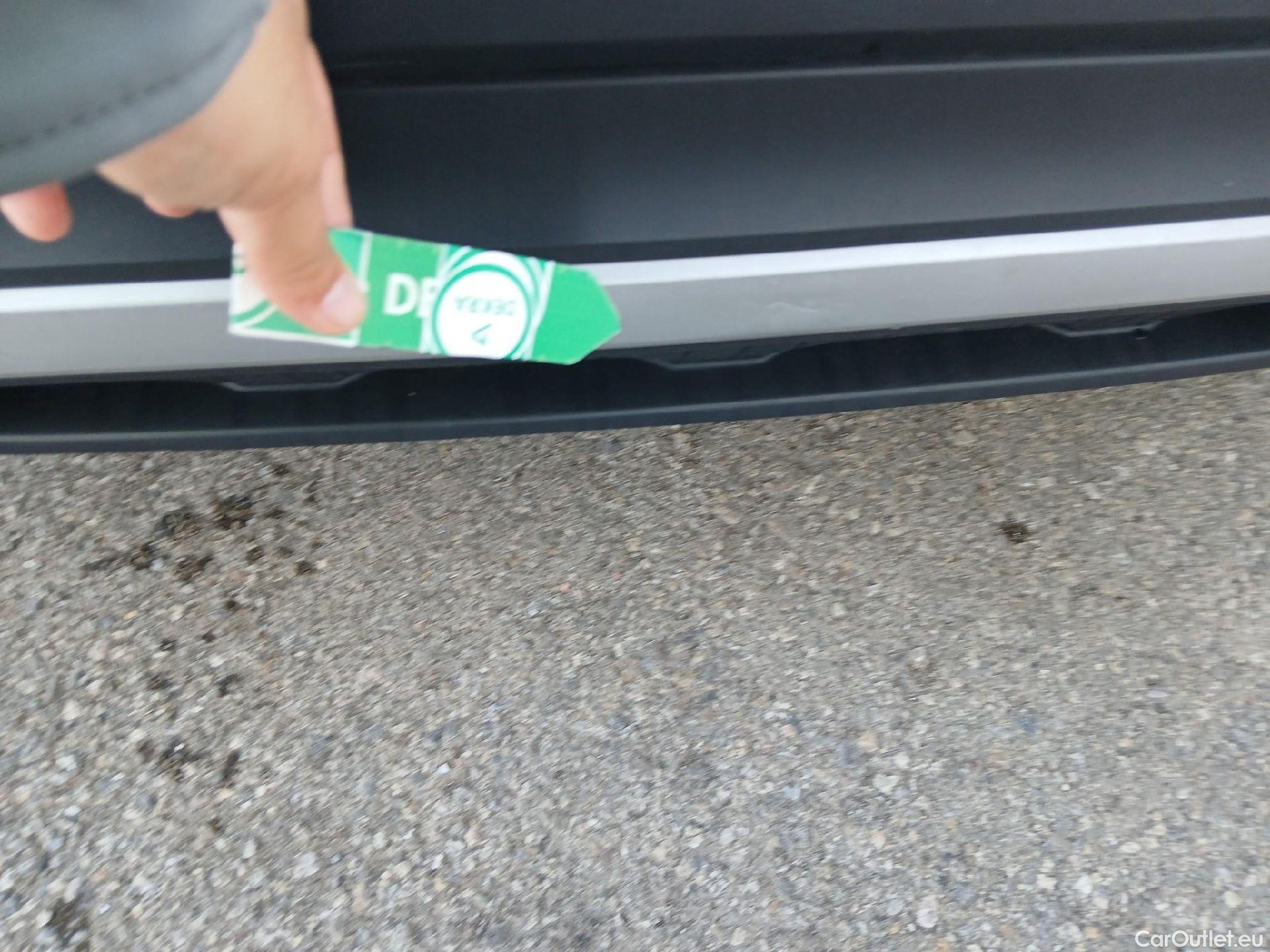  Volkswagen  T-CROSS VOLKSWAGEN  / 2018 / 5P / todoterreno Advance 1.0 TSI 85kW (115CV) DSG (AC) #15