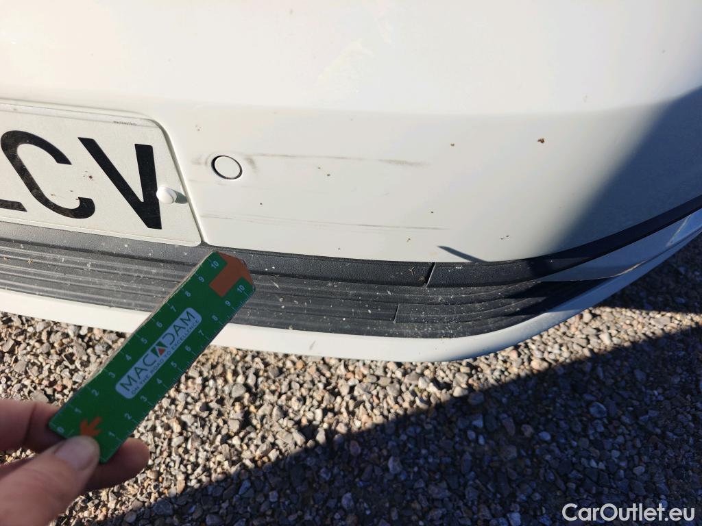  Volkswagen  Golf  VOLKSWAGEN / 2016 / 5P / berlina con portón Ready2Go 1.6 TDI 85kW (115CV) #14