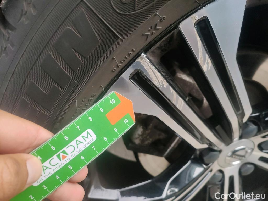  Volvo  XC 40 VOLVO XC40 / 2017 / 5P / todoterreno 1.5 T5 Twin Recharge Inscription Auto #4