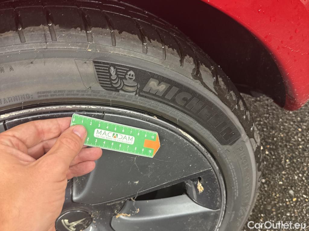  Tesla  Model 3 TESLA  / 2018 / 4P / Berline Grande Autonomie Dual Motor AWD #24