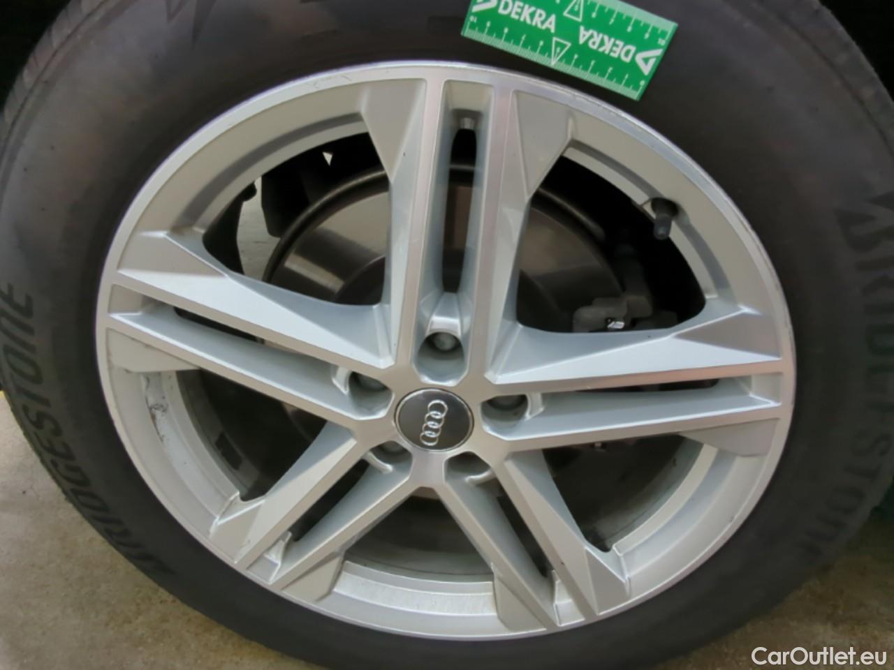  Audi  Q5 AUDI  / 2018 / 5P / SUV 55 TFSI e 367 QTT S TRONIC 7 S LINE #13