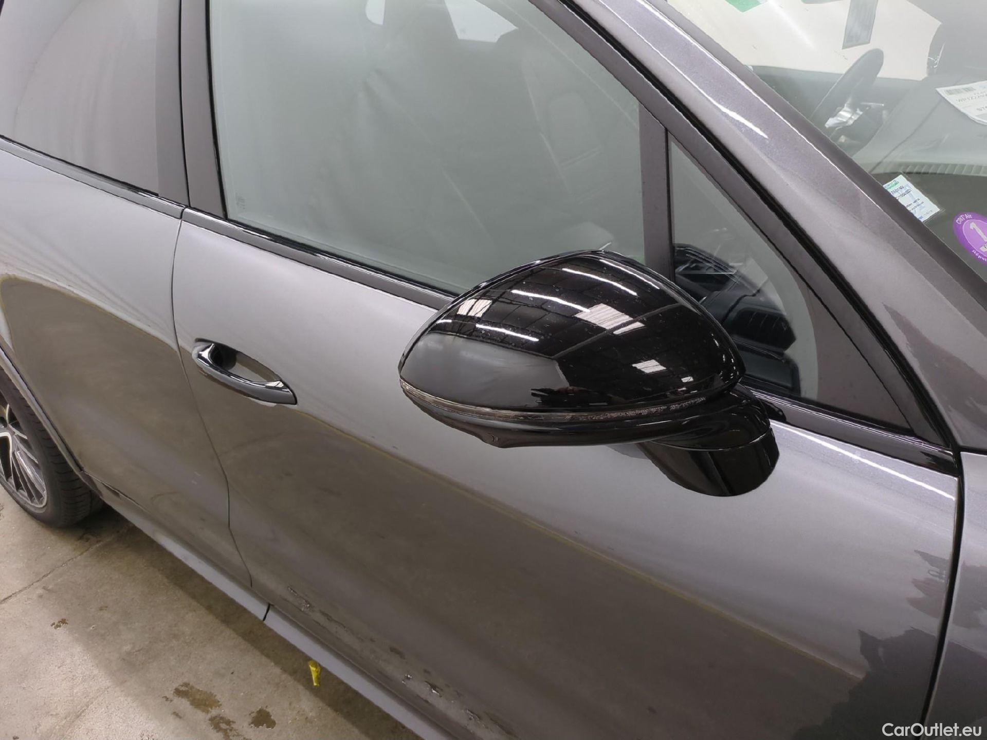  Porsche  Cayenne PORSCHE  / 2017 / 5P / SUV  E-Hybrid #11