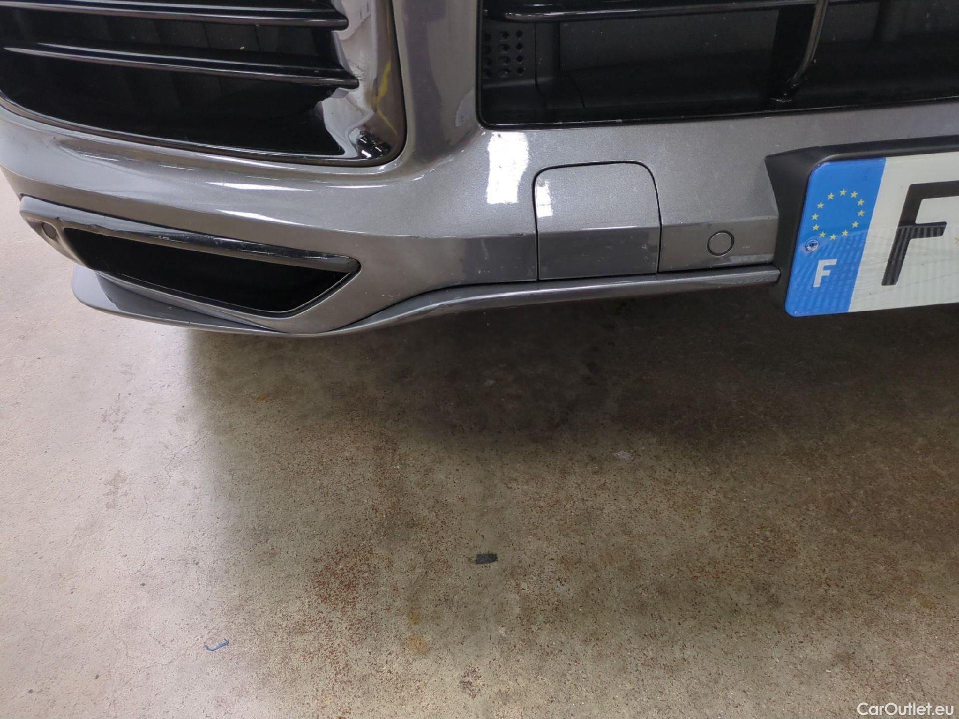  Porsche  Cayenne PORSCHE  / 2017 / 5P / SUV  E-Hybrid #19