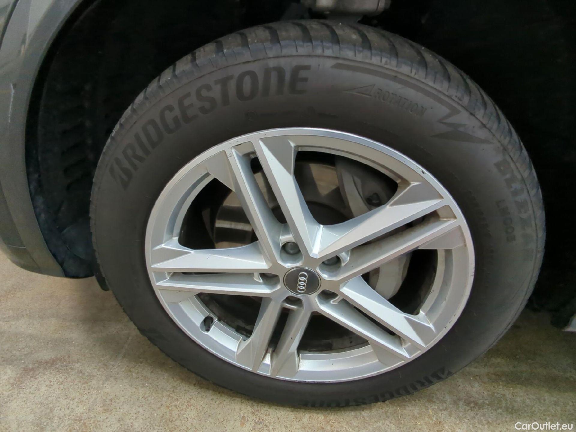  Audi  Q5 AUDI  / 2018 / 5P / SUV 55 TFSI e 367 QTT S TRONIC 7 S LINE #4