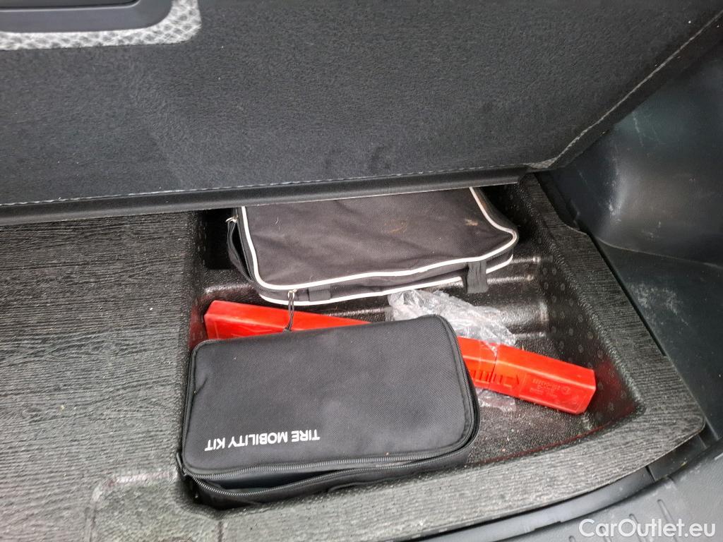  KIA  Sportage KIA  / 2021 / 5P / SUV 1.6 T-GDI 265 PHEV AUTO 4WD ACTIVE BUSIN #1