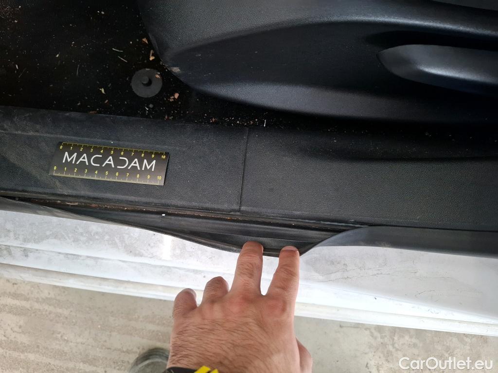  Peugeot  208  Active 1.2 PureTech 80CV BVM5 E6 #16