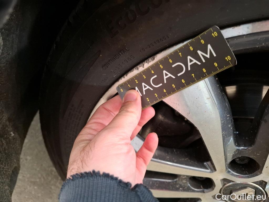  Renault  Megane RENAULT Mégane Berline / 2020 / 5P / Berline techno TCe 140 EDC #7