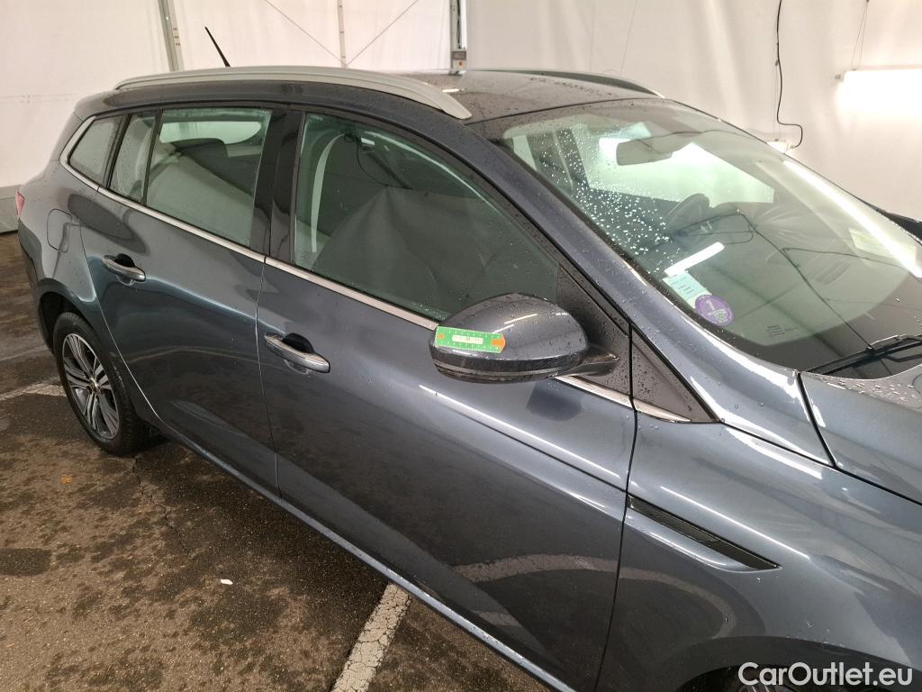  Renault  Megane  IV Estate Evolution 1.3 TCe 140CV BVM6 E6d #8