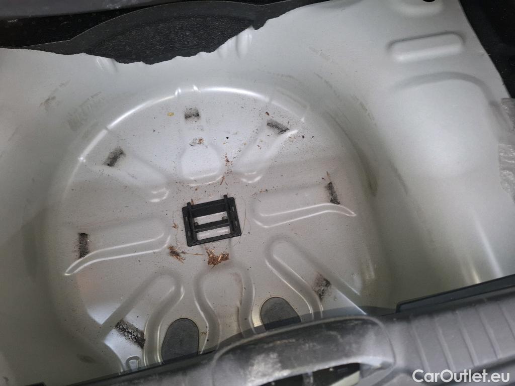  Peugeot  208  Active 1.2 PureTech 80CV BVM5 E6 #39