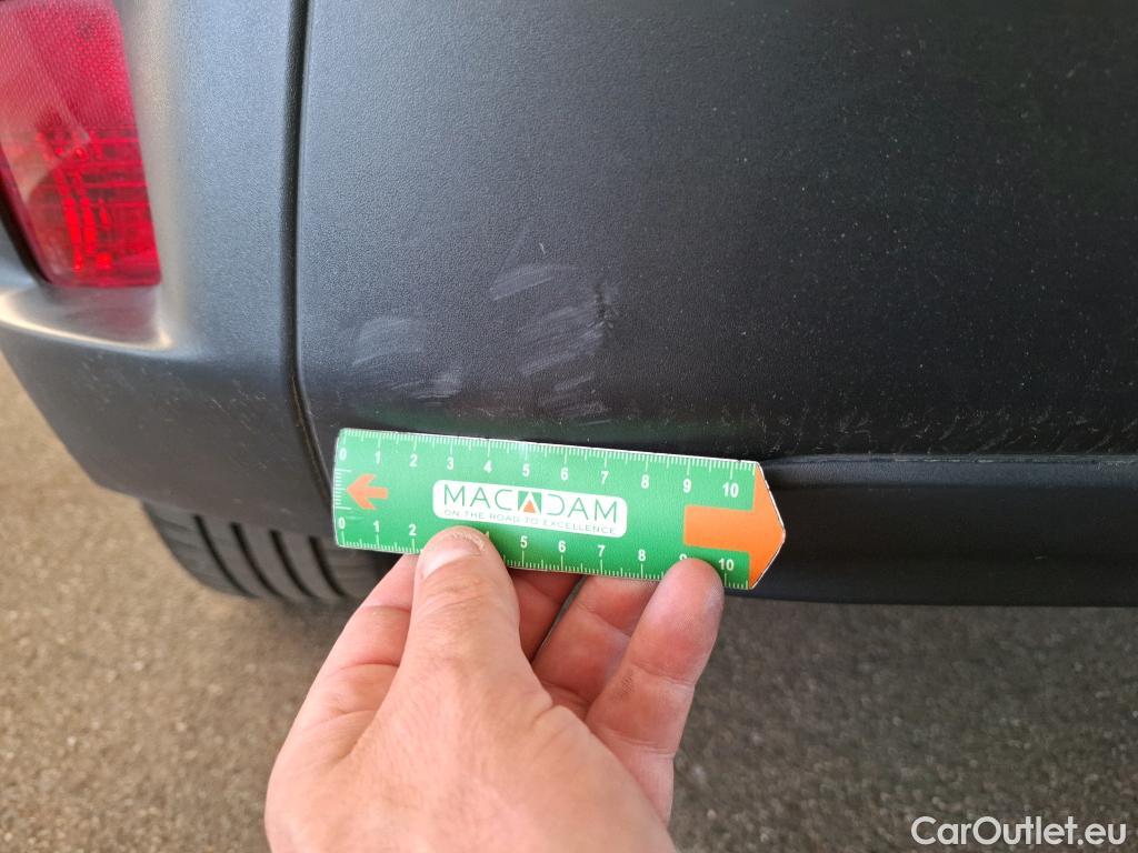  Peugeot  2008  Allure Business 1.5 HDi 130CV BVA8 E6d #4