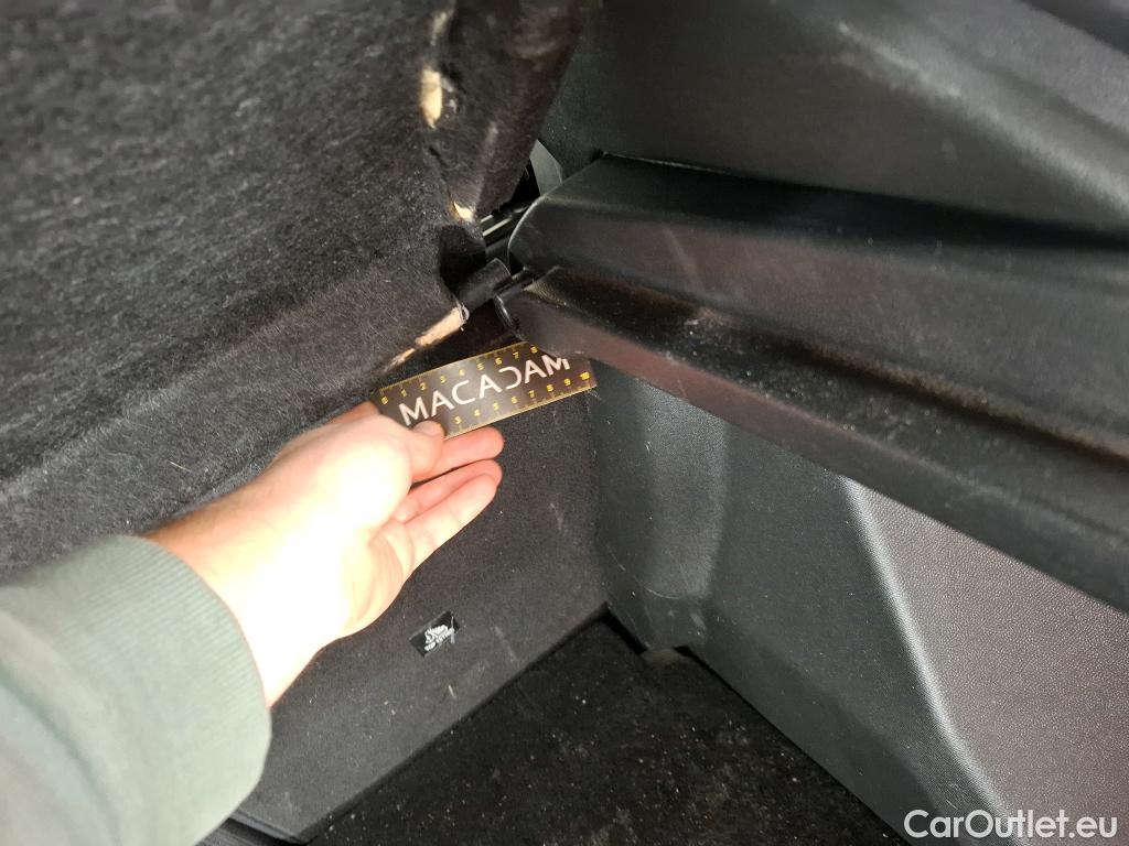  Peugeot  2008  Allure 1.5 HDi 130CV BVA8 E6d #13