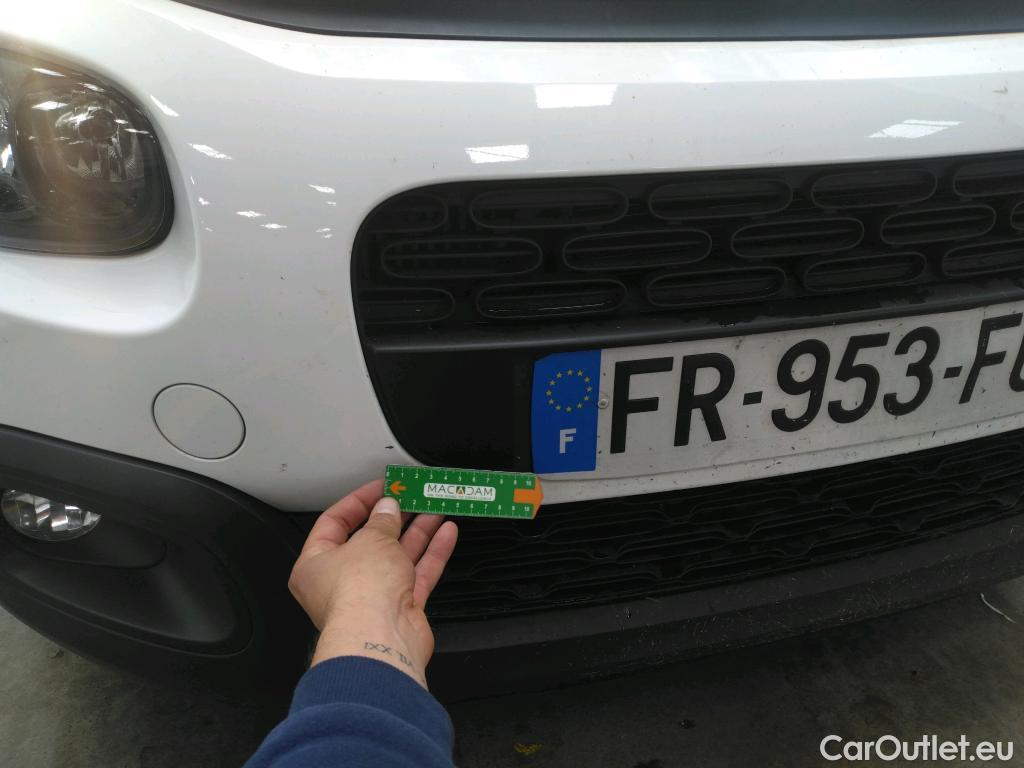  Citroen  C3  Société Feel Nav 1.5 BlueHDI 100CV BVM5 E6dT #10