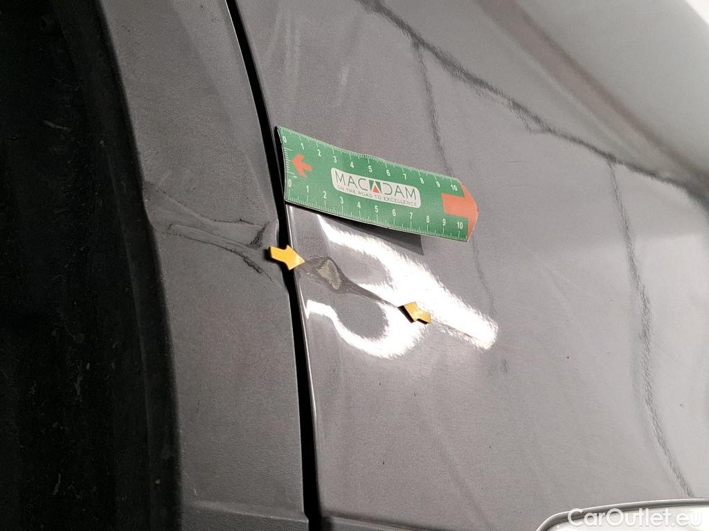  Peugeot  2008  Allure Business 1.5 HDi 130CV BVA8 E6d #17