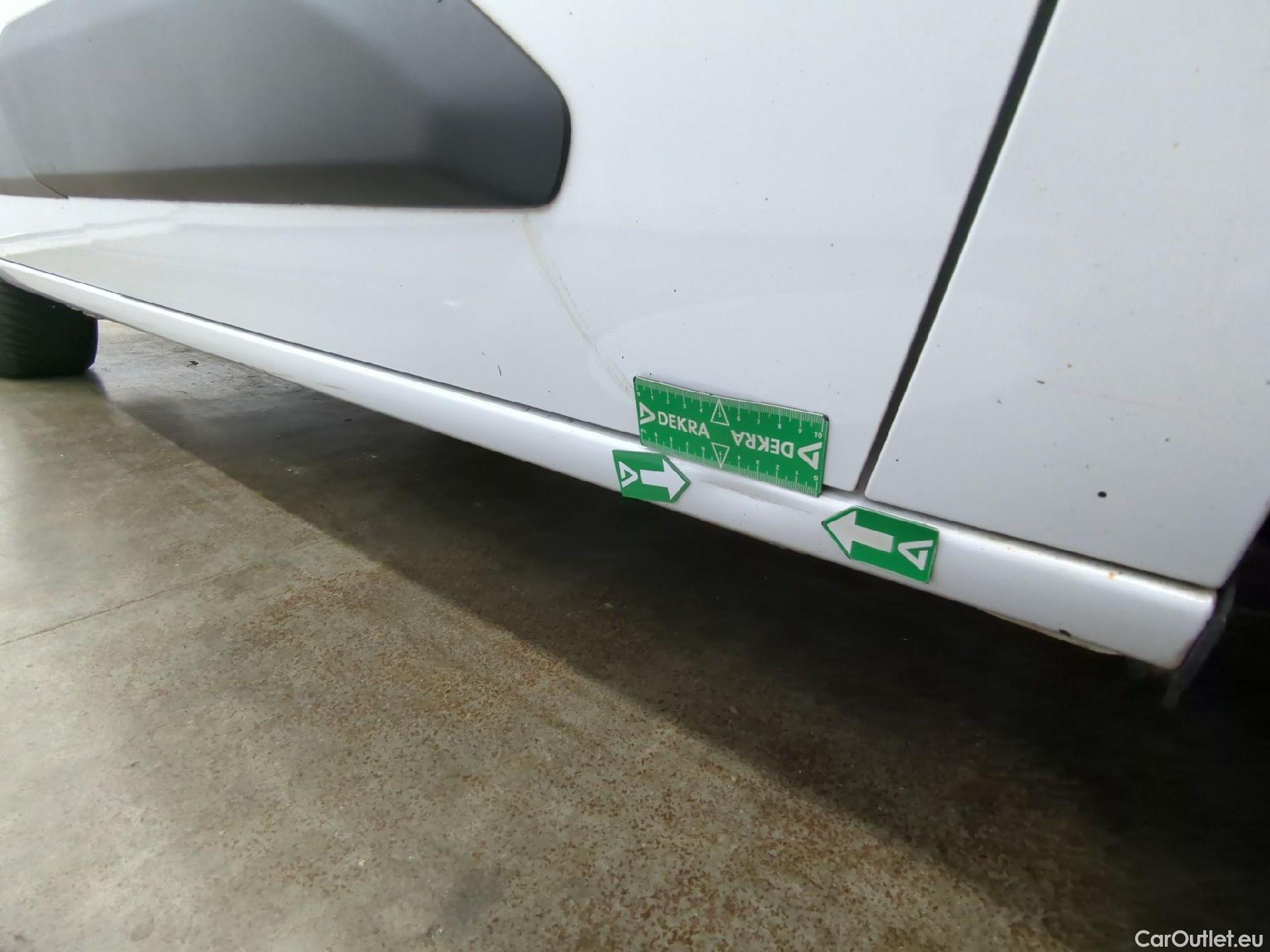  Citroen  Berlingo  Fourgon Club M 650 1.2 PureTech 130CV BVA8 E6d #14