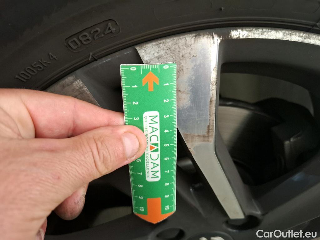  Peugeot  2008  Allure Business 1.5 HDi 130CV BVA8 E6d #30