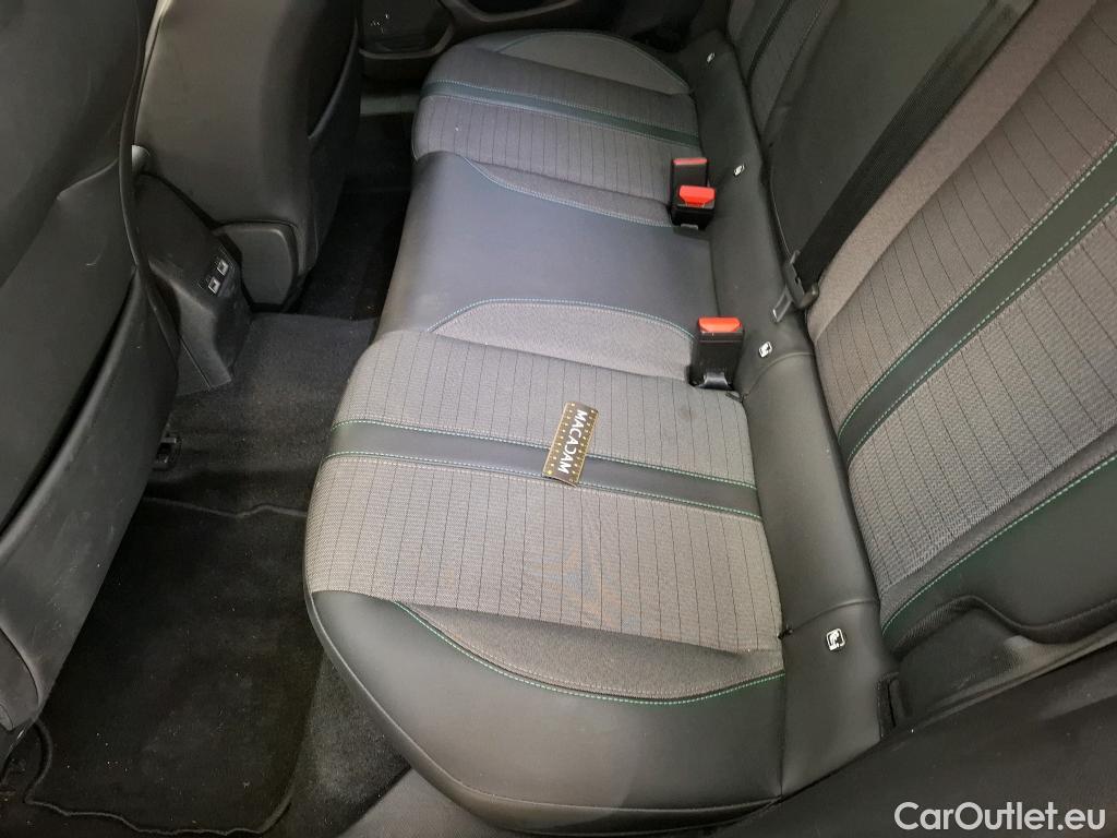  Peugeot  2008  Allure 1.5 HDi 130CV BVA8 E6d #27