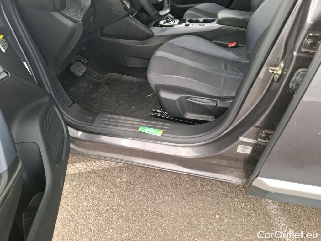  Peugeot  2008  Allure Business 1.5 HDi 130CV BVA8 E6d #22